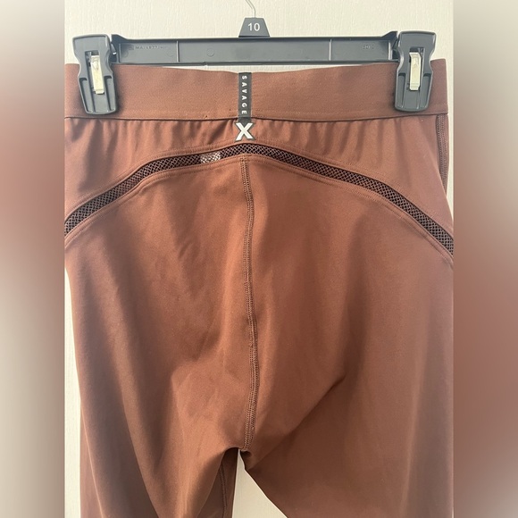 Savage X Fenty Flow High-Waist Trimmed Leggings (Size L) - Picture 12 of 16